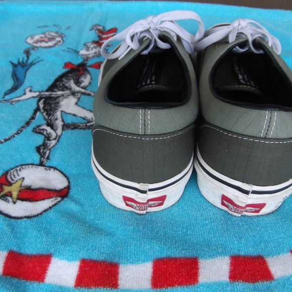 vans off the wall olive shoes size mens 8 womens 9.5 main image 15